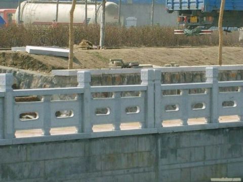 點擊查看詳細信息<br>標題：欄板石 閱讀次數(shù)：2361