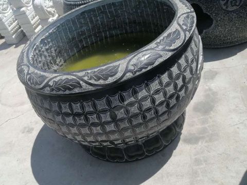 點(diǎn)擊查看詳細(xì)信息<br>標(biāo)題：石缸石花盆 閱讀次數(shù)：2279